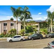 Funk Zone Apartment Walking Distance To The Beach!