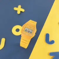 在飛比找Yahoo奇摩購物中心優惠-CASIO 卡西歐 方形造型 百搭繽紛 計時碼錶 LED照明