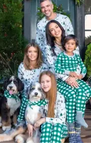 Honest Baby Christmas pjs Pajama Set Green White 7 Buffalo Plaid