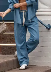 [Lorna Jane] Off Duty Vintage Wash Denim Pants in Blue, Cotton, Size - Small S Blue Denim