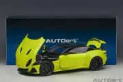 AUTOART Aston Martin DBS Superleggera Lime Essence 1:18*Brand New!