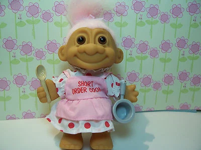 SHORT ORDER COOK - 5" Russ Troll Doll - NEW BAG - Light Pink Hair