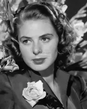 ACTRESS INGRID BERGMAN - 8X10 PUBLICITY PHOTO (CC855)