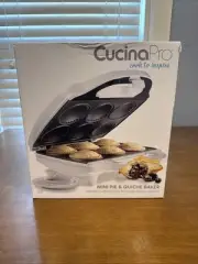 New In Box Mini Pie And Quiche Maker Nonstick Pastry Oven Pan 6 Six Dessert