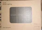 Vivint Smart Lighting Switch VS-SWTCHPLT-T03 Smart Light Switch White