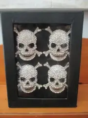 NEW Set of 4 TAHARI Rhinestone Bling "Skull & Crossbones" Napkin Rings HALLOWEEN