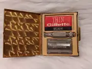 Gillette Woman's Razor, Vintage Razor Blade Kit, Gillette Lady's Shaving Kit