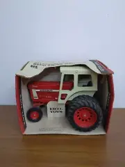 1/16 Ertl Farm Toy International Harvester 1466 Turbo Tractor