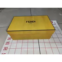 在飛比找蝦皮購物優惠-【二手衣櫃】芬迪 FENDI 精品正版原廠 鞋盒 黃色鞋盒 