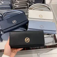 在飛比找蝦皮購物優惠-美國正品🇺🇸 Michael Kors MK 金屬 Logo