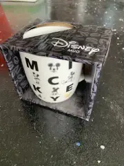 Disney Mug mickie mouse B&W 400ml licensing essentials