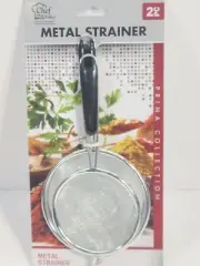 Set of 2 Metal Strainers Sieve with Handle Kitchen Ware 4 " and 3 "