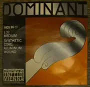 Thomastik Dominant 132 Medium 4/4 Violin D String Synthetic Core, Aluminum Wound