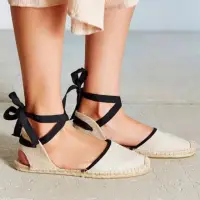 在飛比找蝦皮購物優惠-Soludos Women's Classic Sandal