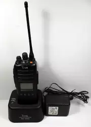 Icom IC-F80DS Handheld Radio UHF w/Charger Battery & Partially Tested HAM #2