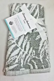 TOMMY BAHAMA FINGERTIP TOWELS (2) GREEN 12 X 18 85% COTTON 15% POLYESTER NWT