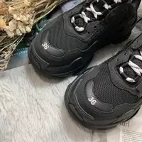 在飛比找PopChill優惠-[二手] Balenciaga 全黑白鞋帶老爹鞋