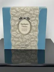 Vintage Houbigant Queiques Fleurs Dusting Powder