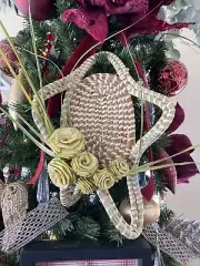 Sweetgrass Star Tree Topper (1 Star Included)