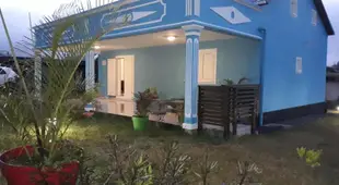 "Au Petit Bonheur" villa creole avec jacuzzi