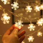 雪花 LED 燈串裝飾聖誕樹