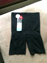 SPANX sz 1X Very Black Remarkable Results Shaping High-Waist Short # 10126R NWT
