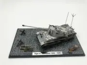 Hot Blood WWII German Tiger II -Budapest 1944-1945 1/72 DIECAST MODEL TANK