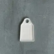 Porcelain grater for ginger or garlic