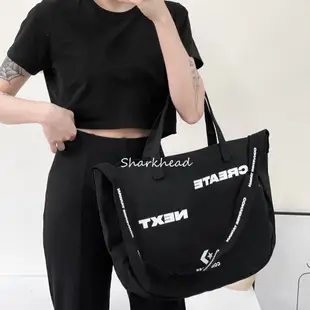 【Sharkhead】現貨 Converse Bag 托特包 帆布包 手提袋 帆布 肩背包 文字 Logo 黑 米白