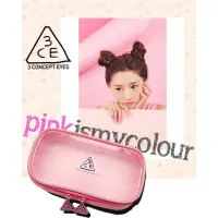 在飛比找蝦皮購物優惠-粉色新款 韓國3CE 網紗大容量三角LOGO繡字 化妝包/收