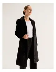 [REVIEW] Astrid Coat in Black