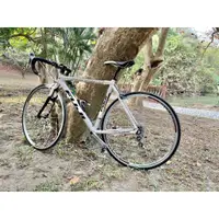 在飛比找蝦皮購物優惠-二手 原購入價3萬 Fuji Roubaix 2.0公路車 