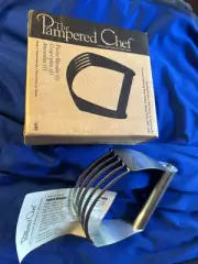 The Pampered Chef stainless steel Pastry Blender New in Open Box #1680 W/paper