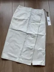 UNIQLO Plus J Off-White Slit Tight Skirt
