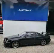 1:18 Nissan Skyline GT-R R34 V-Spec II Black Pearl AUTOART