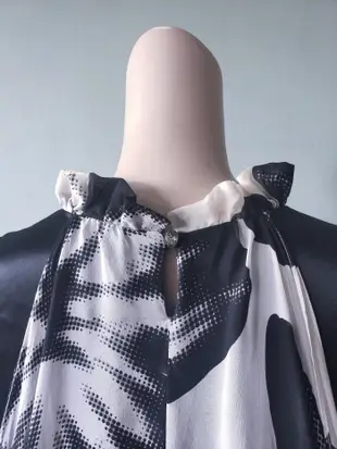 全新 設計師品牌 Kae Leei 黑白 蠶絲 無腰身 好穿洋裝 9碼
