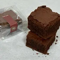 在飛比找蝦皮購物優惠-拾壹製甜所｜濃厚布朗尼🍫 婚禮小物 情人節禮物 下午茶甜點 