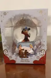Disney Store Mickey Mouse Sorcerer’s Apprentice Fantasia Snowglobe Snow Globe .