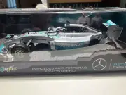 NEW LEWIS HAMILTON Maisto R/C 1/14 Scale HP Mercedes AMG Petronas F1 W05 HYBRID