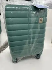 Spyder Puffer Style 20 Inch Expandable Hardside Upright Carry On Suitcase