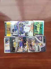 LeBron James 11 Card Lot