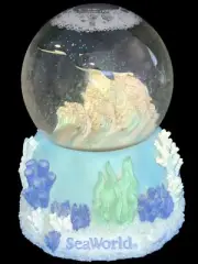 New SeaWorld Sea World Shamu Whale Orca Coral Reef Snow Globe