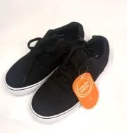 Wonder Nation Boys Size 4 Casual Lace-Up Sneakers Skate Shoes Black White