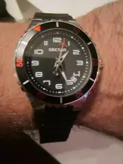 NEW SECTOR 175 WATCH IN THE BOX WITH TAGS - 38mm CASE