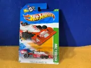 H10-9 HOT WHEELS TREASURE HUNT - TYRRELL P34 - 2012 - RED - #056 - NIB