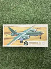1/72 Ilyushin I.L.28 Airfix England #490 New Sealed Parts