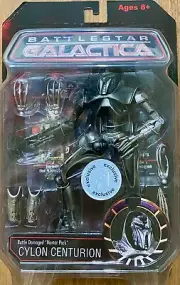 Diamond Select Toys R Us Galactica Battle Damaged Cylon Centurion - Exclusive