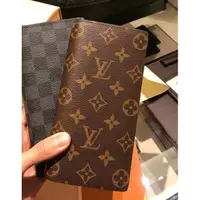 在飛比找蝦皮購物優惠-二手 LV Monogram 經典原花 BRAZZA 對折 