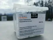 1/8" tile Spacers 500 pc pk w/ Resealable Box container white plastic cross tool