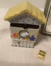 National Home Garden Club Porcelain Trinket Box Birdhouse wt Bird Seed NIB